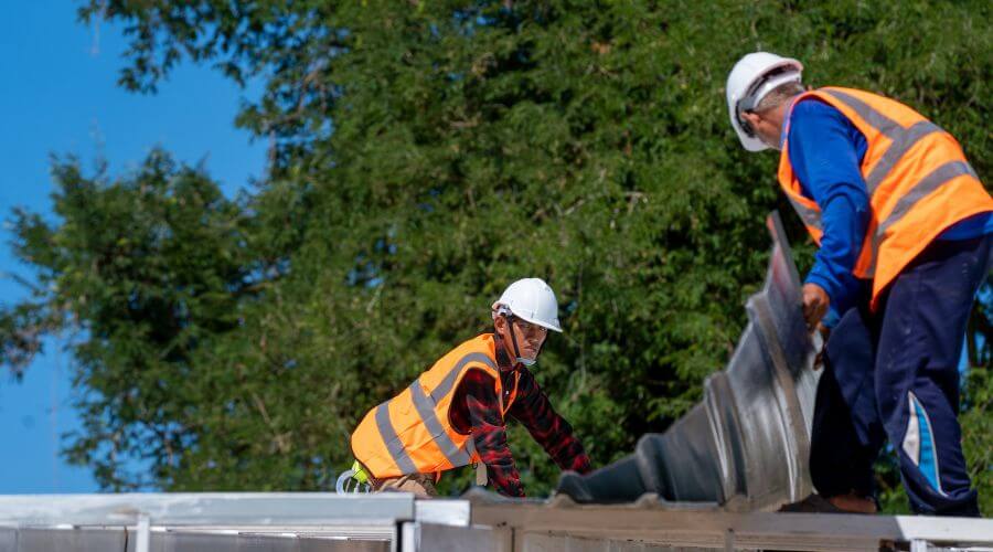 Professional Flat Roofing Installation in Moss Point, MS