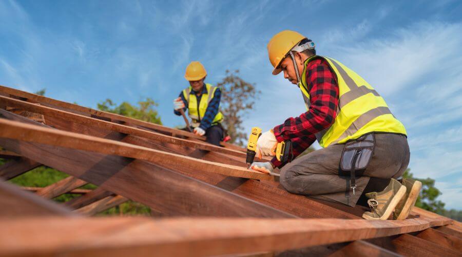 Professional Flat Roofing Installation services in Moss Point, MS